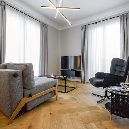 King Apartment Thessaloniki By Luxlikehome Luaran gambar