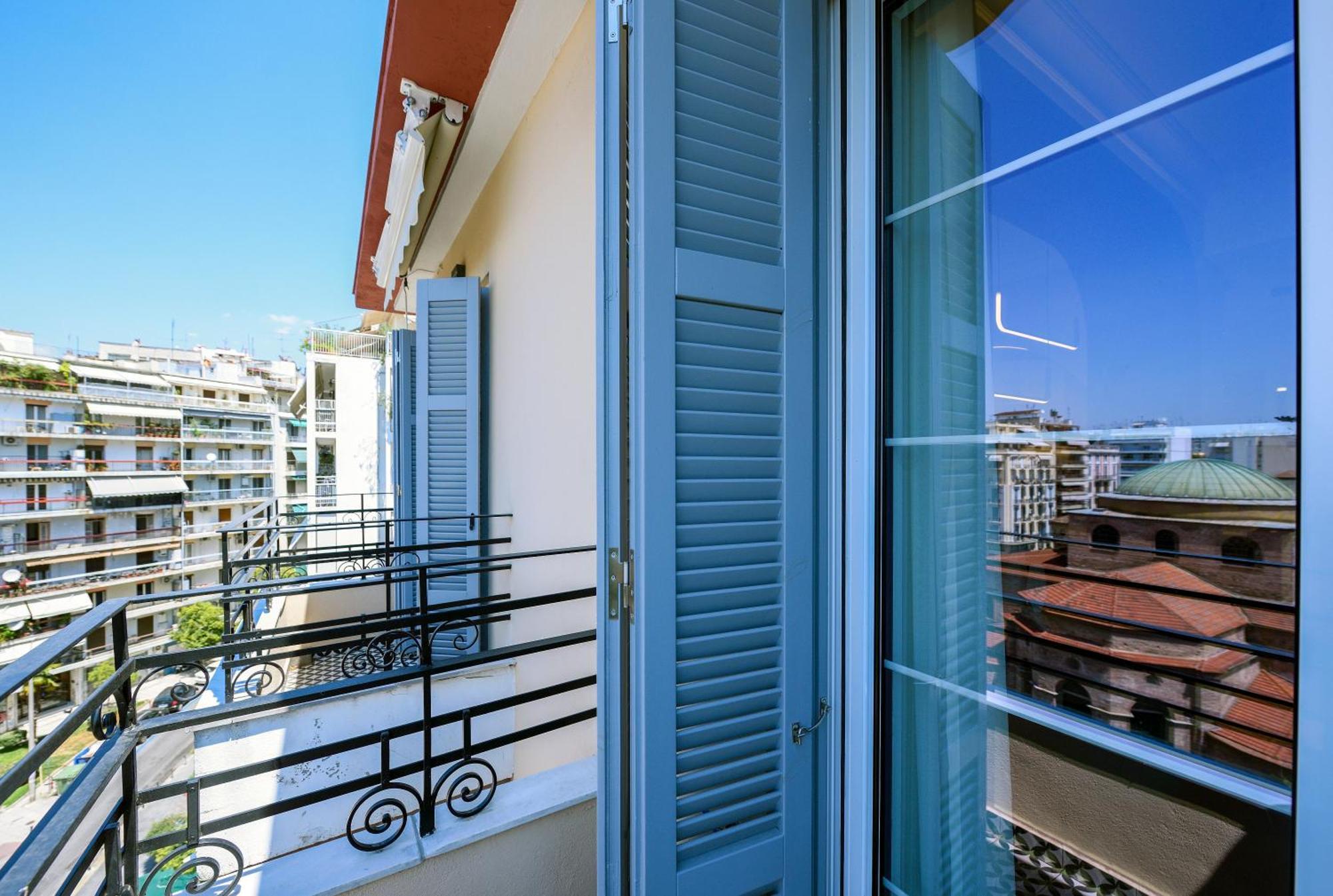 King Apartment Thessaloniki By Luxlikehome Luaran gambar