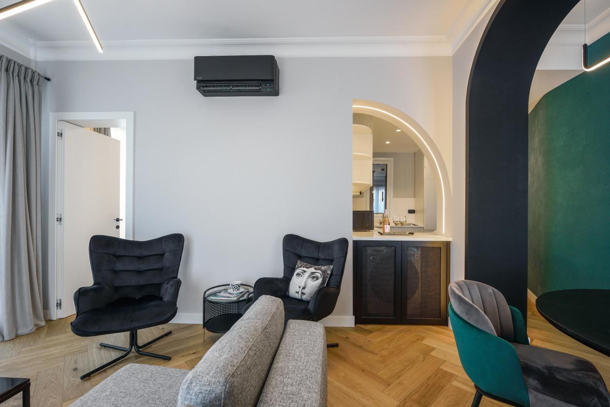 King Apartment Thessaloniki By Luxlikehome Luaran gambar
