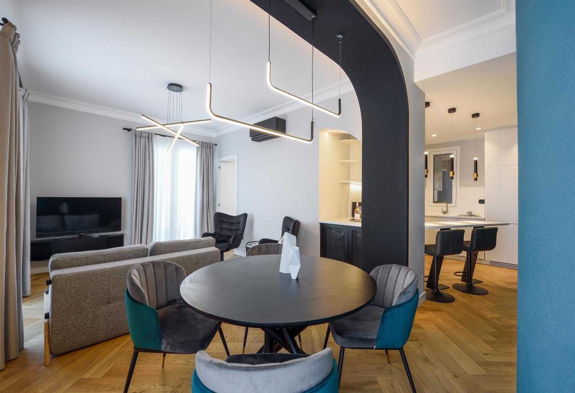 King Apartment Thessaloniki By Luxlikehome Luaran gambar
